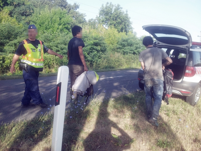 Határsértők elfogása Battonyán 2017. július 22.