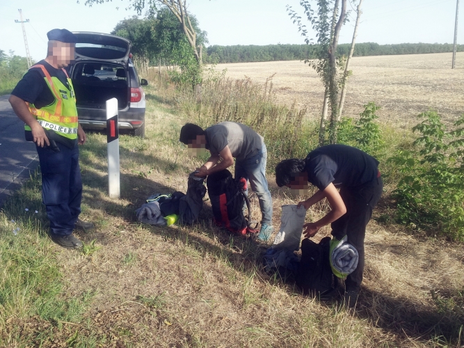 Határsértők elfogása Battonyán 2017. július 22.