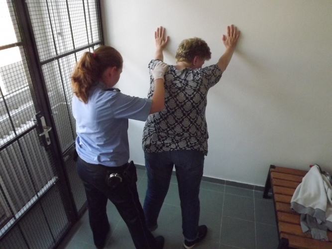 körözték a román nőt