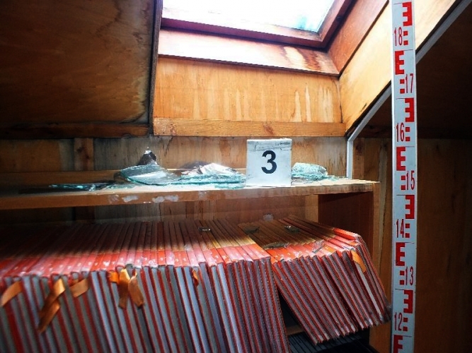 Betörés a könyvtárban, Mezőkovácsházán, 2017. október 28-án.