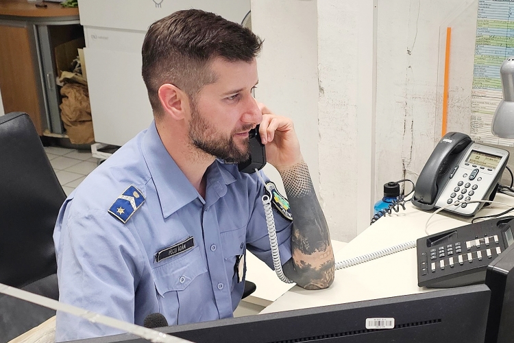 Pécsi Ádám zászlós