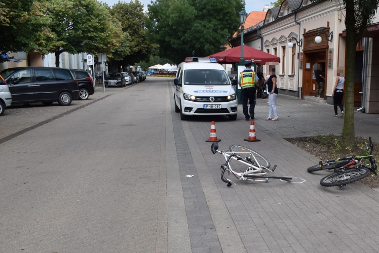 baleset Gyulán, a Városház utcában 2018.07.24-én