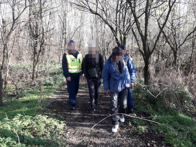 határsértők Kétegyháza 20191127_2